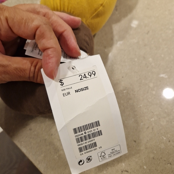 Stuffed animals. H&M Home 2 Plushies New with Tags - Picture 7 of 7